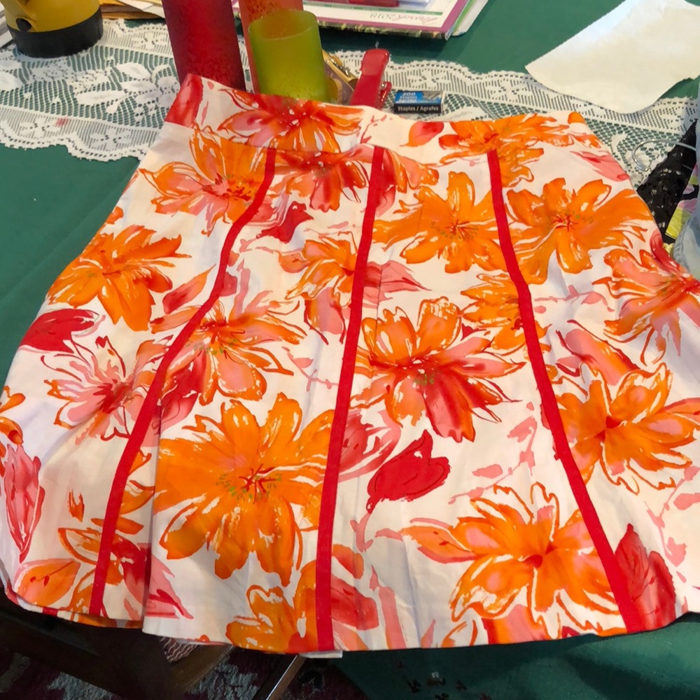 NWOT cute print skirt